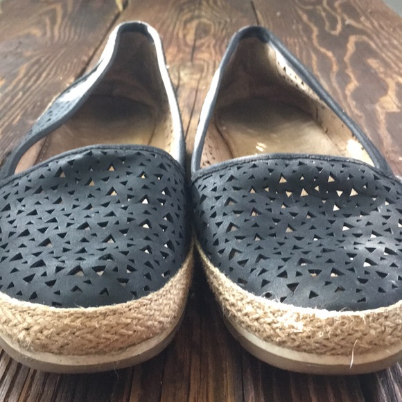 Naturalizer slip-ons - Picture 2 of 4